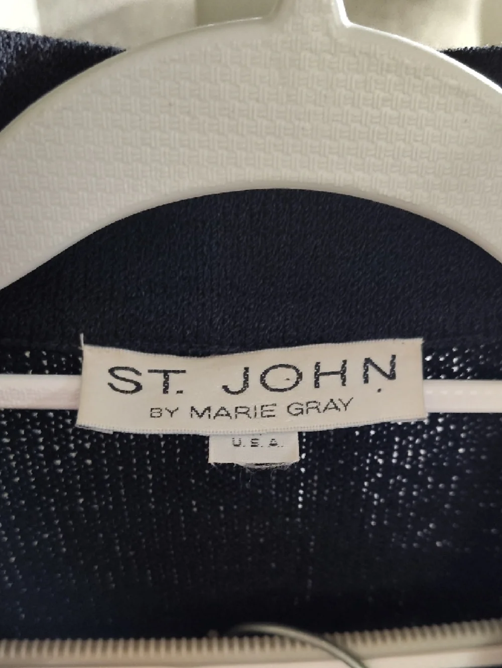 St. John suit, 10. - Picture 2 of 12